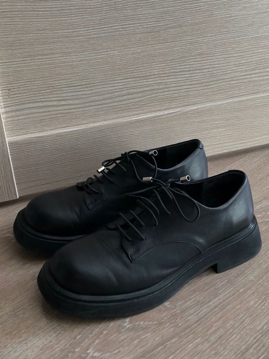 Срочно продам 3 пары обуви!!!