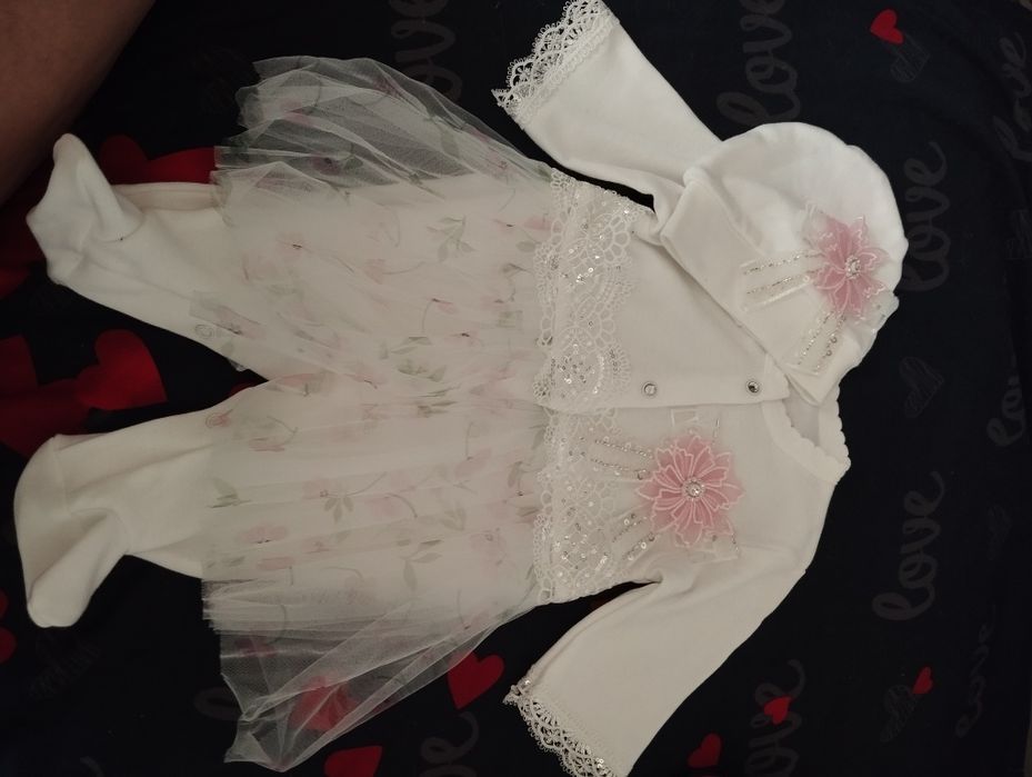 Продам детские вещи