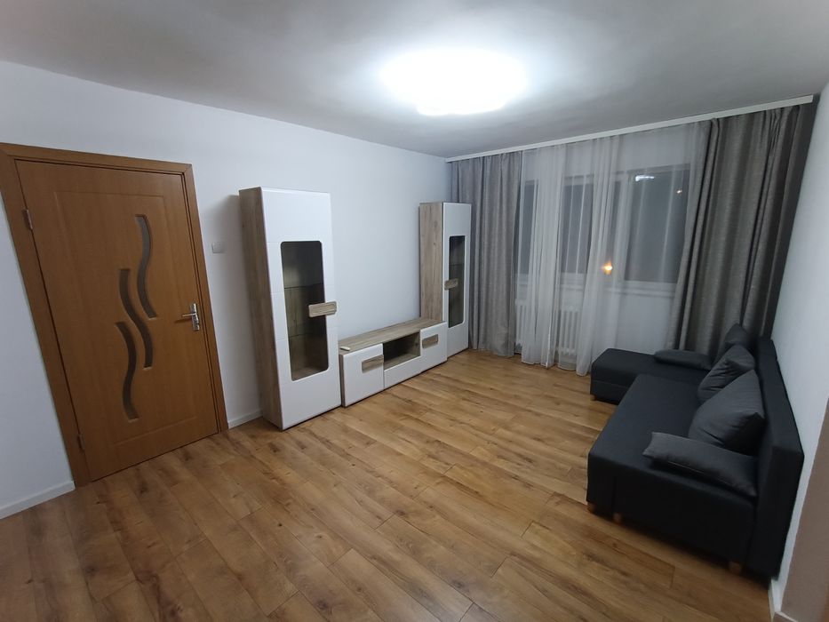 Persoana fizica, închiriez apartament 3 camere capăt Grigorescu