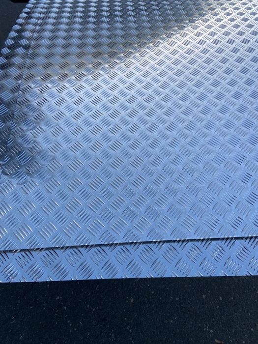 Tablă Striată Aluminiu 2,5x1250x2500