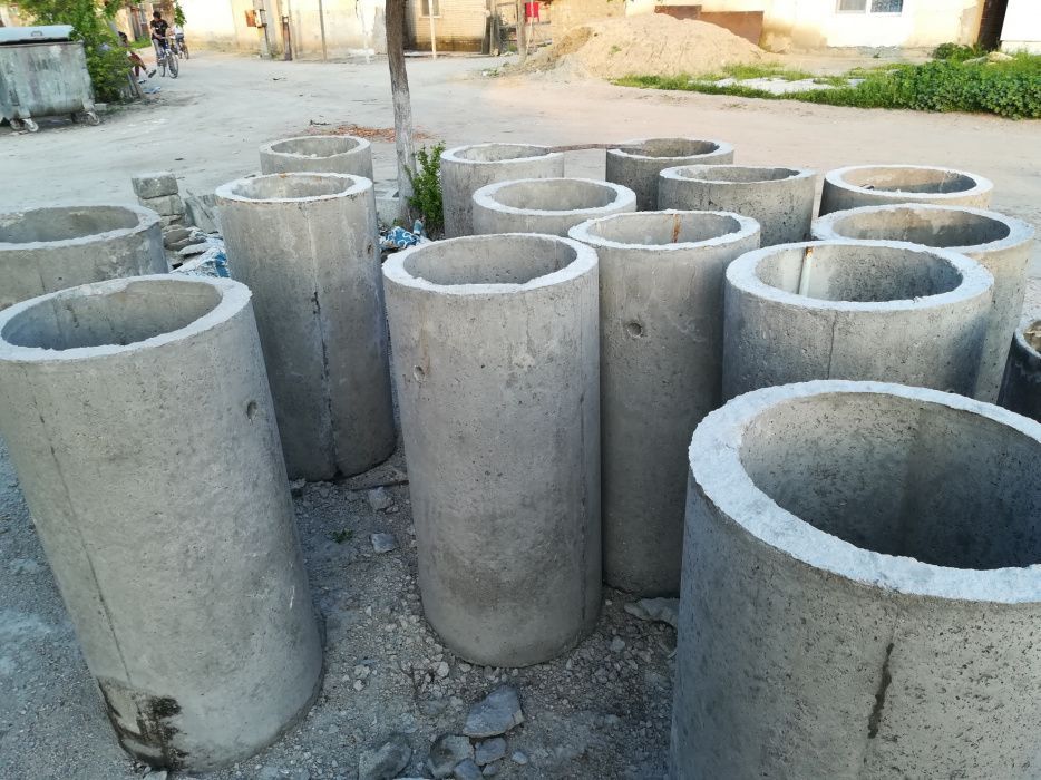 Бетонови изделия - коруби, колове и др.