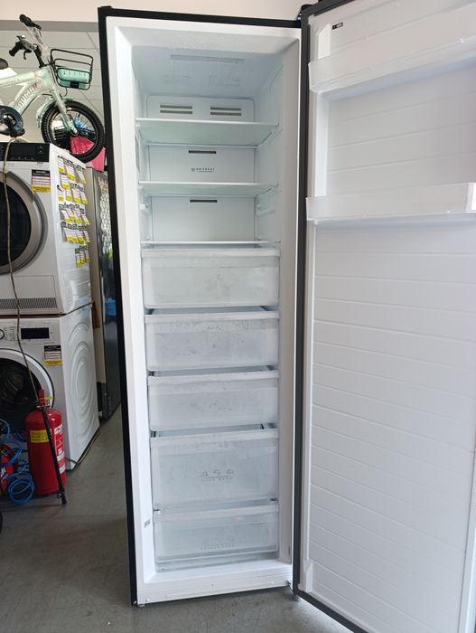 Фризер Inventum VR1850B No Frost