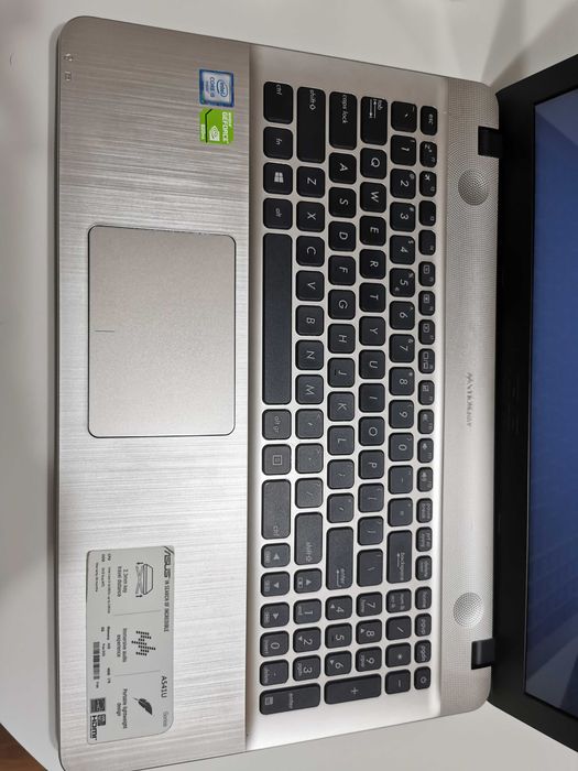 Laptop Asus A541UV