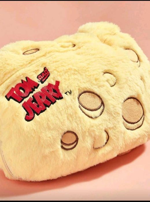 Сгъваема Възглавница/Одеало 2 в 1 с ТОМ И ДЖЕРИ, 140/100см, Нова.