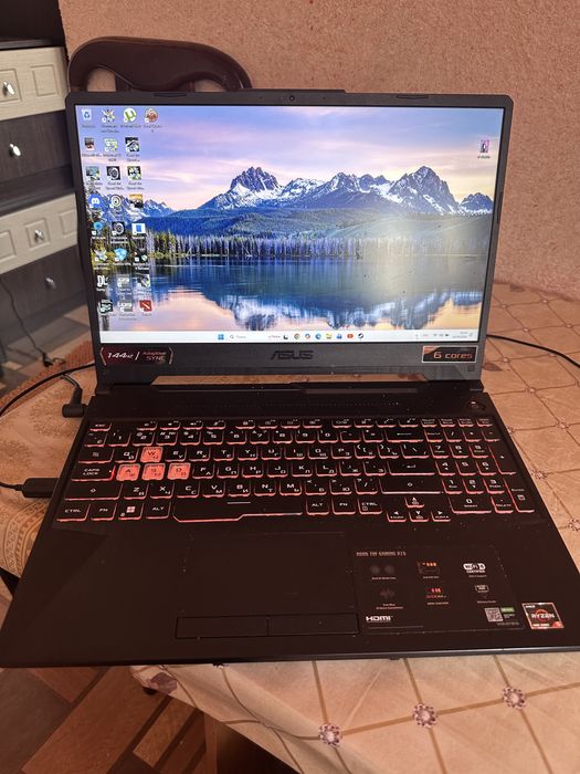 Продам ноутбук игровой asus