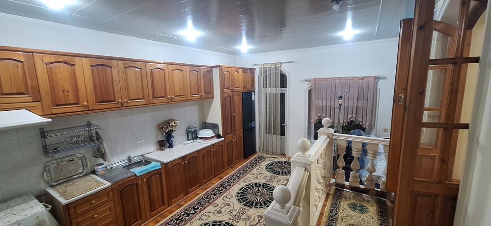 Тайёр уй жой ижарага берилади. Хамма шароити бор.