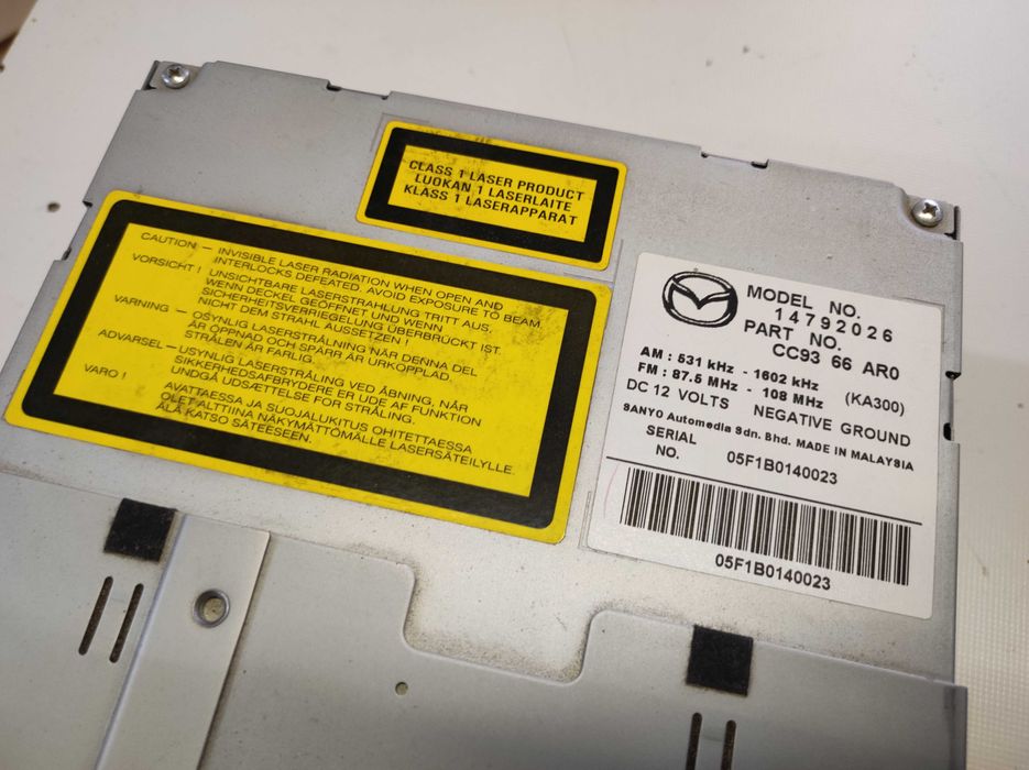 Радио за мазда 5 2005-та година