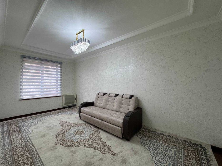 Продаётся 1 комнатная квартира новостройка на 2 этаже в центре города