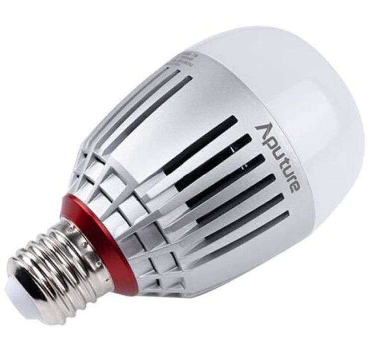 Smart lamp Aputure B7C Kit 8. Продам новые в кейсе.