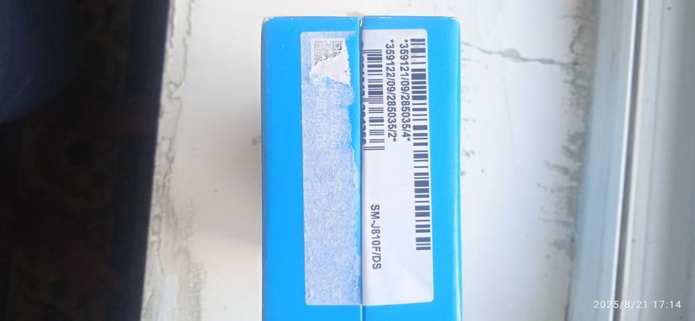 САМСУНГ J 8 оригинал в отличном состоянии