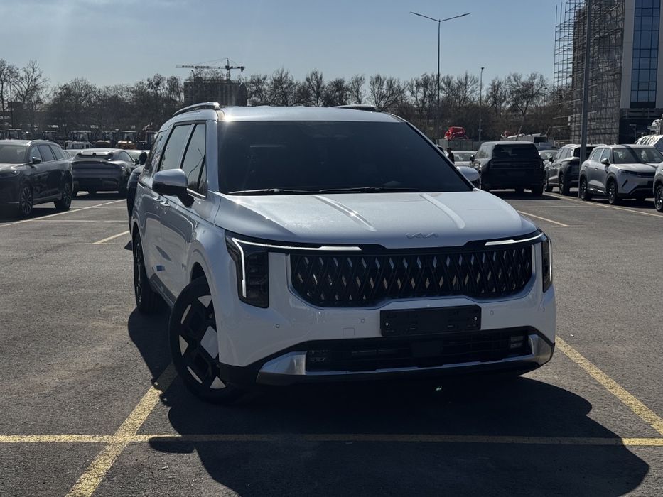 Янги яъни абсолютно новая Kia Carnival гибрид 1,6 2025 год декабрь