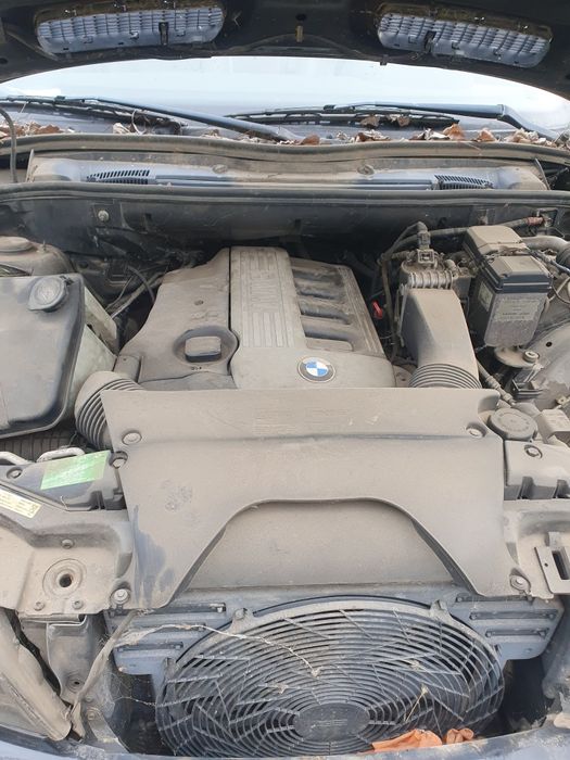 Motor bmw x5 e53 184 cp .
