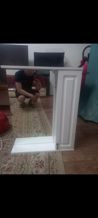 Ванная зеркала с полками