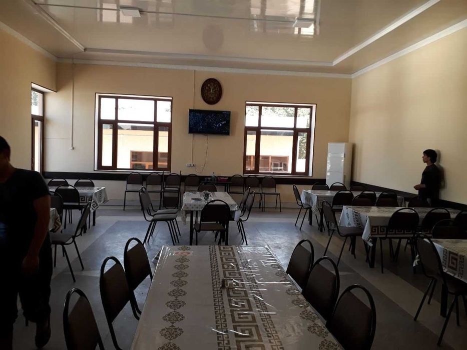 Qarshi shaxrida Choyhona sotiladi