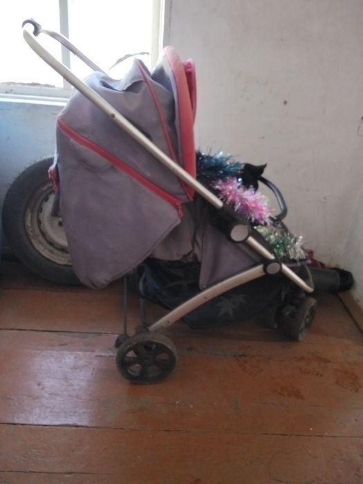 Продам      коляску