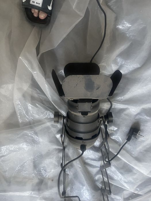 Пар лампи около 30бр..