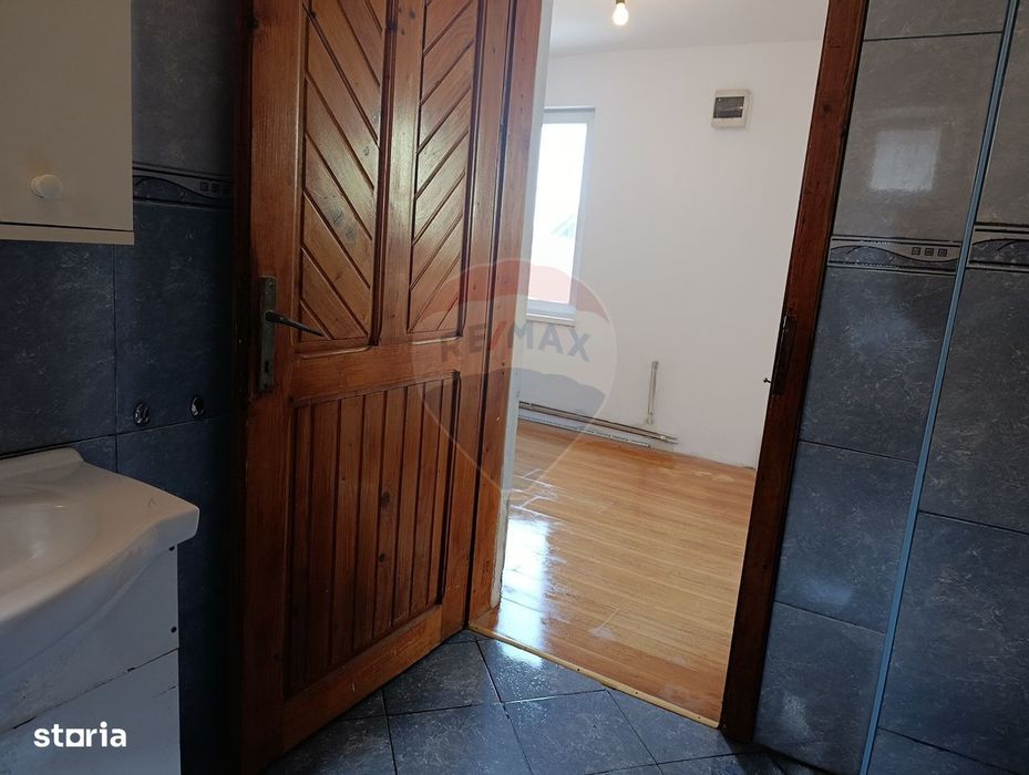 Investiție rară lângă Sighișoara – de vanzare casa lângă pădure și E60
