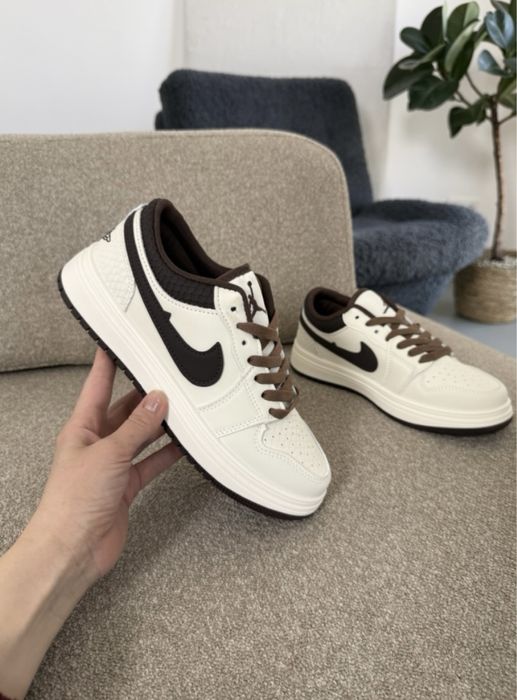 Кроссовки новые размер нетот 37 р