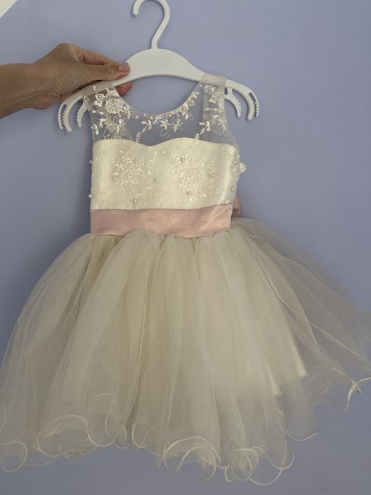 Платье для девочки на годик