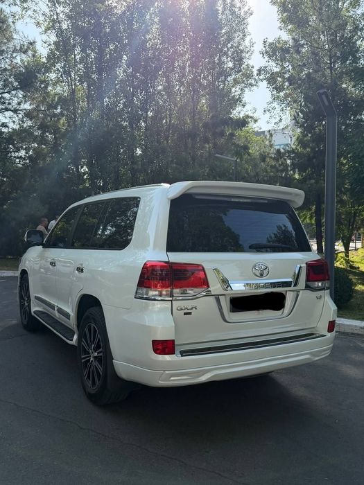 Toyota Land cruiser 200 Restayling 2021