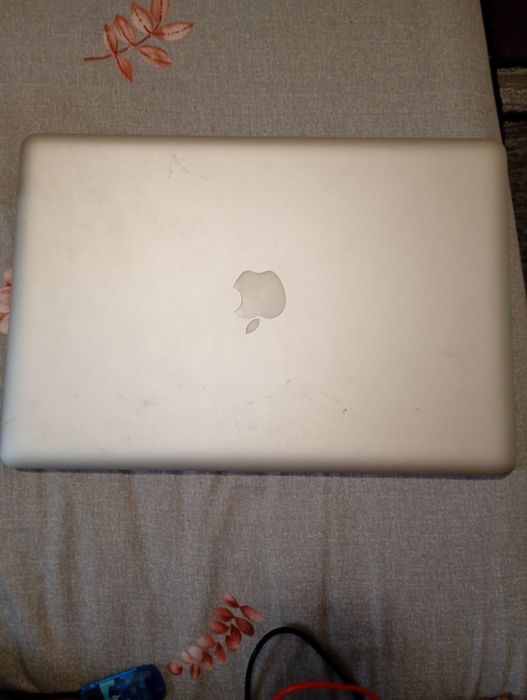 Laptop Macbok pro