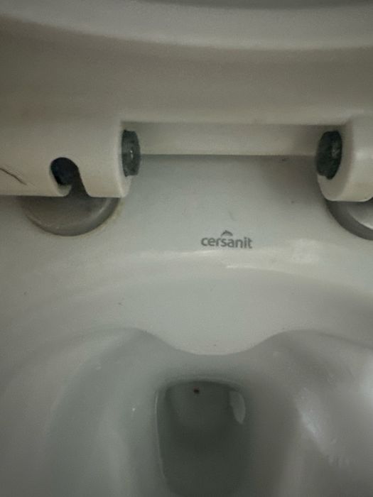 Продам туалет инсталяция iddis туалет cersonit