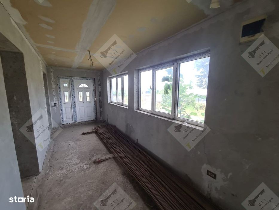 Casa Garoafa 120mp -Teren 2250mp Acces Rapid E85/Autostrada