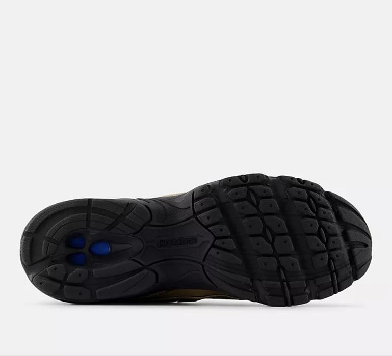 Кроссовки new balance 740