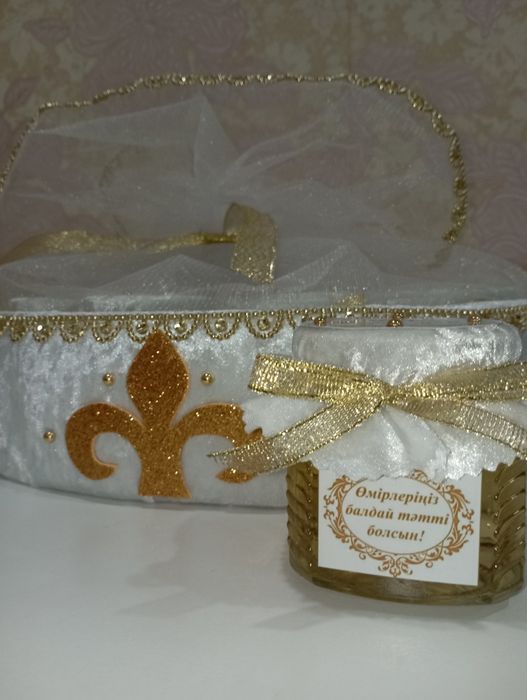 Бонбоньерки, тойбастар