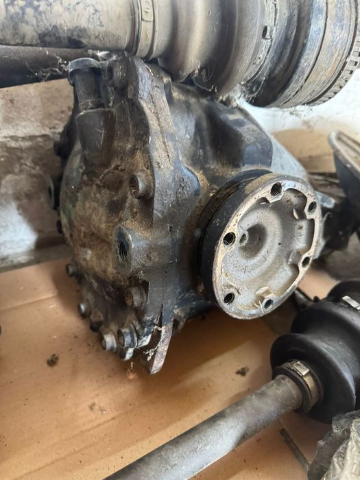 Продам запчасти на мерседес