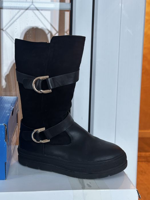 Теплые зимние сапоги