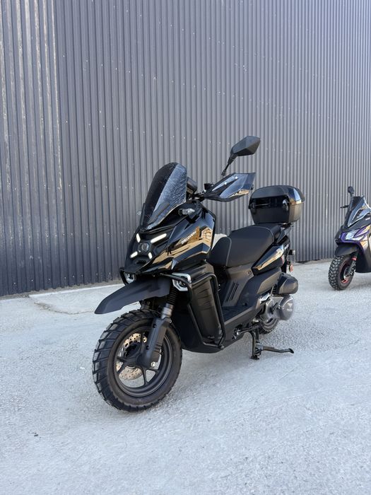 TEZZA TANK-X 150куб. скутер с автозапуском