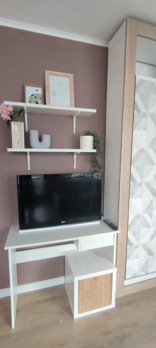 Дава се под наем Едностаен апартамент в София, Дружба 2 - 34 кв.м за 433.5 € - Снимка #2