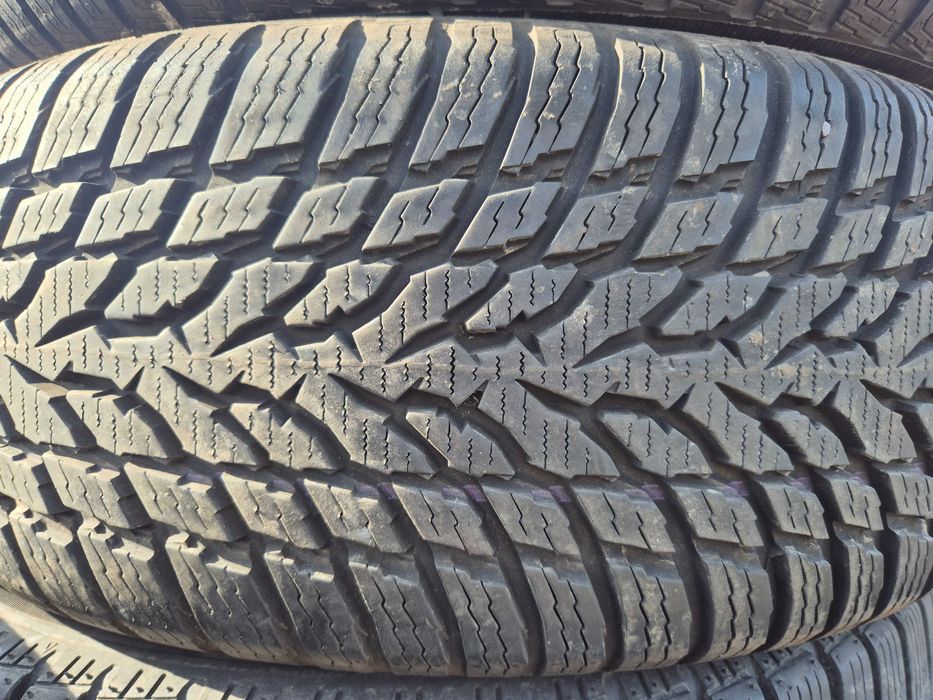 2 Anvelope M+S - 205/65/15 - NOKIAN - CA UNELE NOI - DOT 2021 !