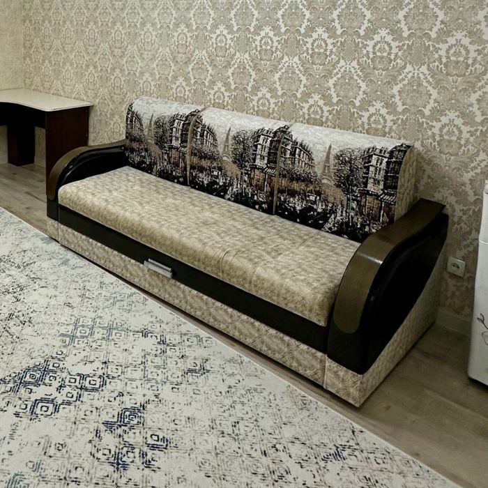 Диван раскладной трёхместный