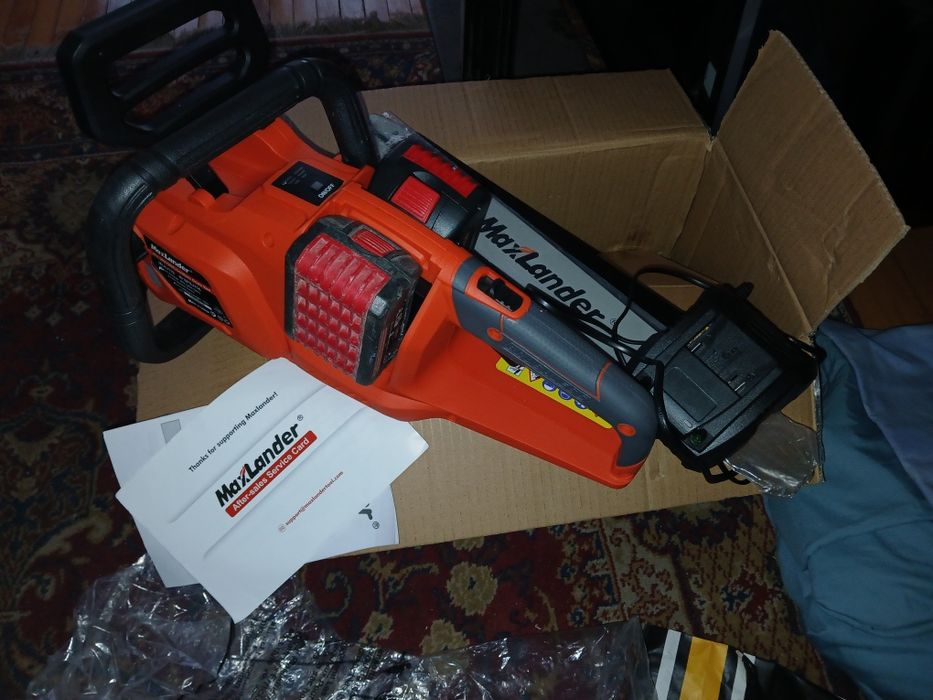 Druj bă  brushless-Nouă-lamă40cm pe baterii+încărcător  sigilate la cu