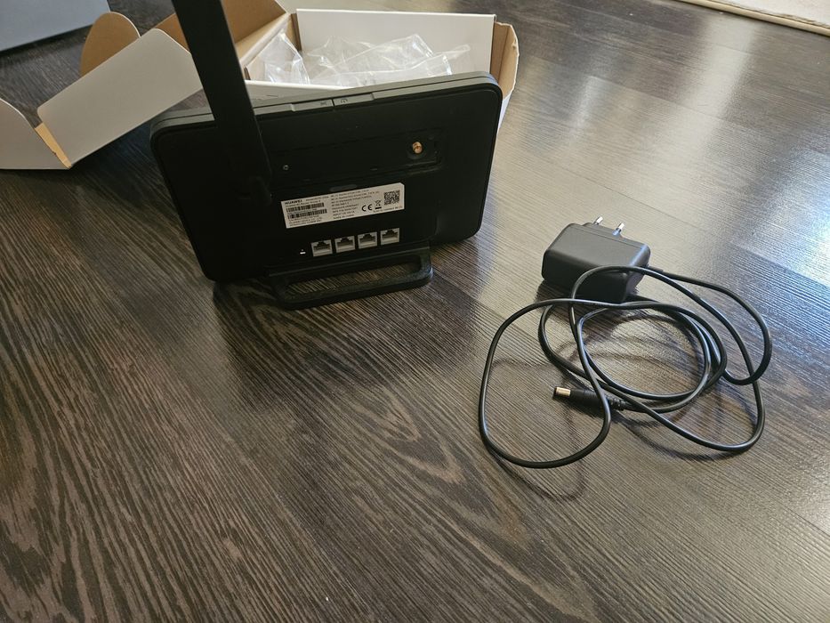 4G безжичен рутер  Huawei B535-232a