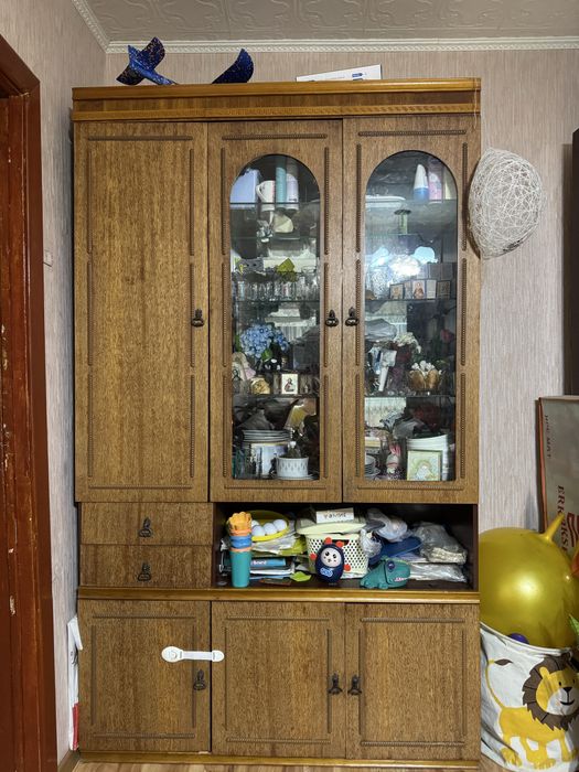 Стенка в гостиную