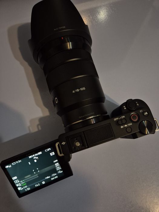 Sony zv e10 + 18-105OSS
