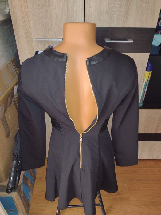 Rochie Louis Vuitton neagra maneca lunga marimea 36 sau S