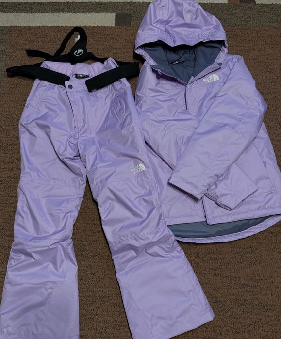 Costum snowboard/ski The North Face 160-170 cm, geacă + pantaloni
