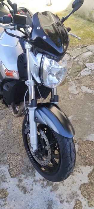 Suzuki GSR 600 2010