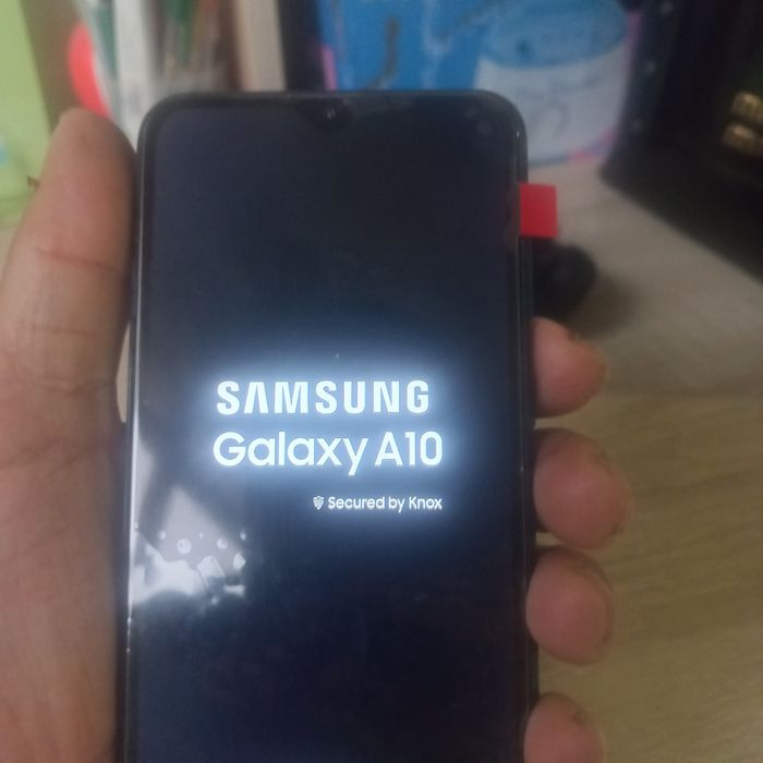 Сотовы телефон самсунг а10