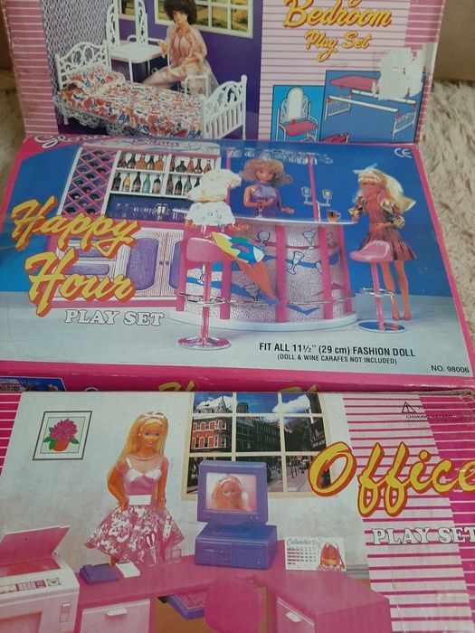 Продам игрушки разные