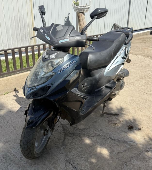 Продам скутер 80 куб