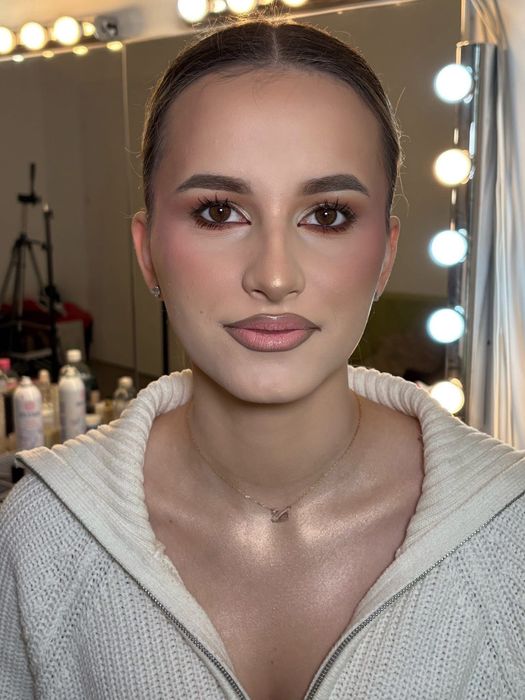 Make-up profesional Ploiesti !Preț 150!