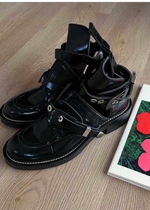 Продам ботинки Balenciaga оригинал , размер 39