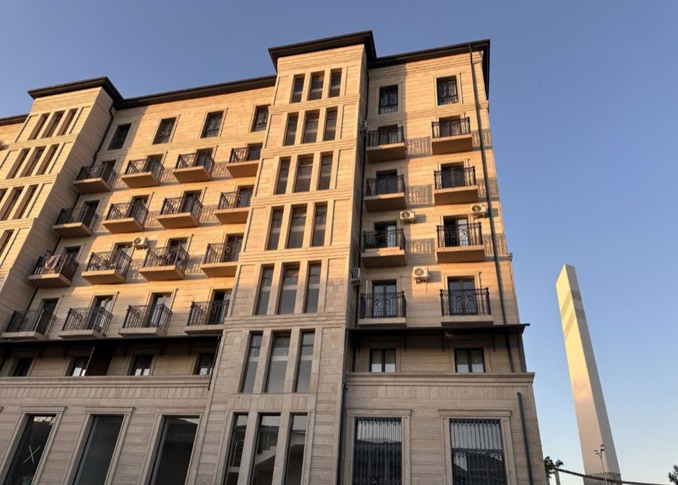 Буз-2  Вид на Мечеть "Ялангач"