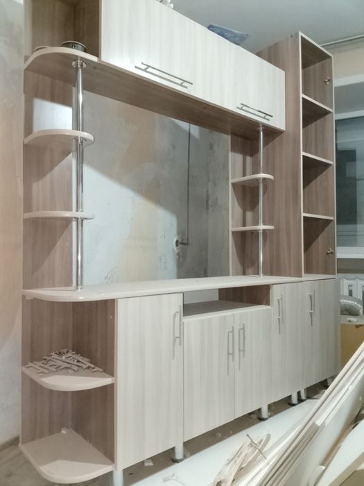 Шкаф для телевизора