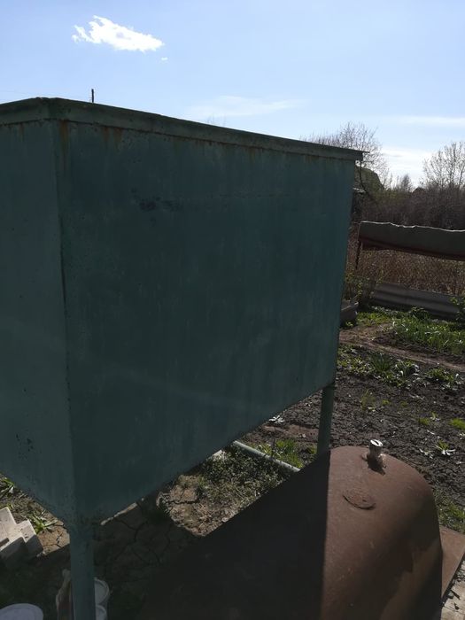 Бак железный 1.7 куб